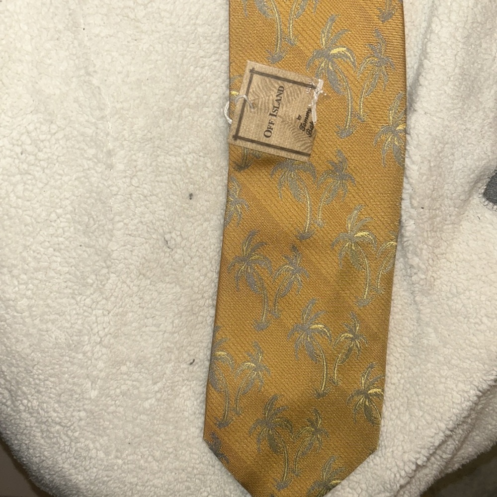 Tommy Bahama NWT Off Island Tie *** Rare find